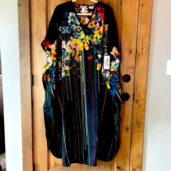Winlar Other - Winlar Caftan NWT -One of a kind-Gorgeous butterfly print O/S